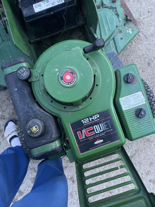 Tractor de gazon Kramer 12 cp Brigs&Straton