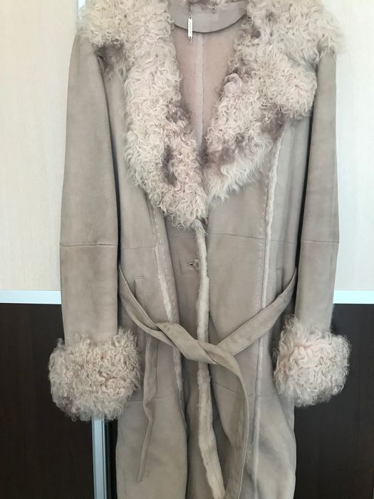 Дамски кожух от лама