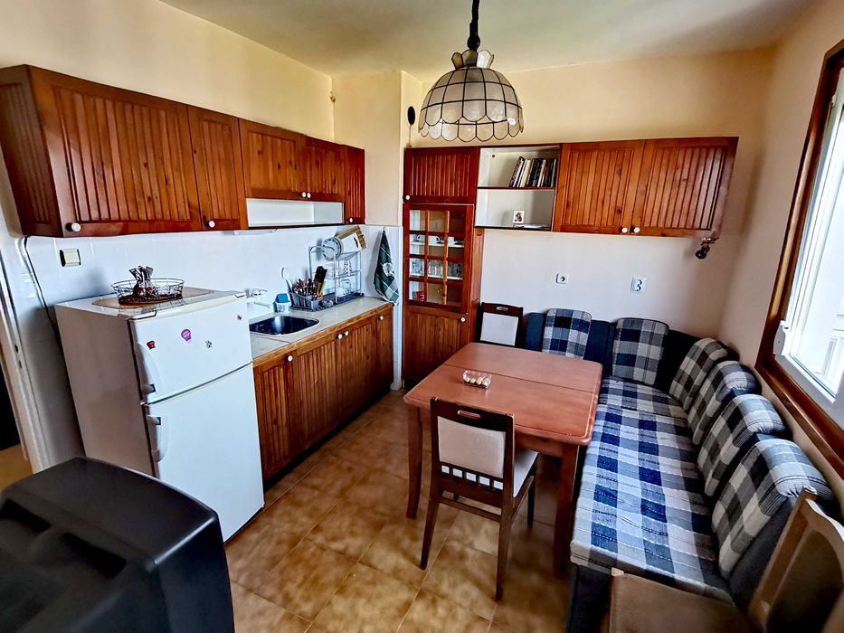 Дава се под наем Двустаен апартамент в Бургас, Братя Миладинови - 66 кв.м за 229.5 € - Снимка #4