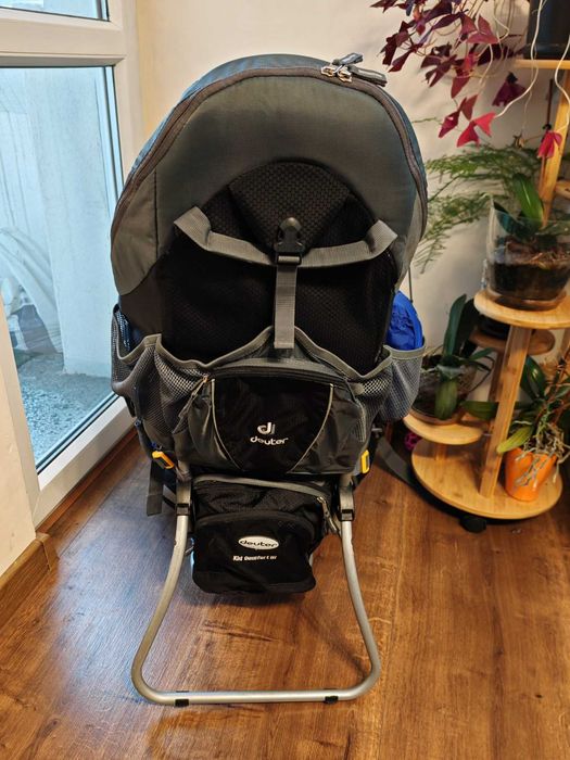 Туристическа раница за носене на дете Deuter Kid Comfort 3