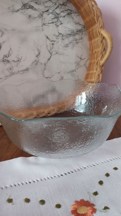 3 броя стъклени купи Arcoroc в отлично състояние