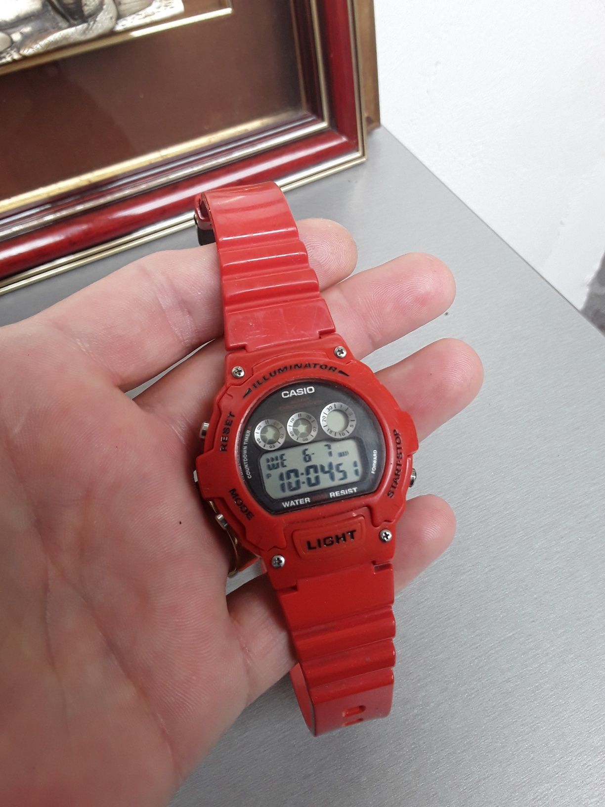 Ceas Casio w214hc rosu Slatina OLX.ro