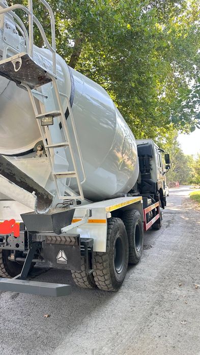 HOWO mixer yili 2020