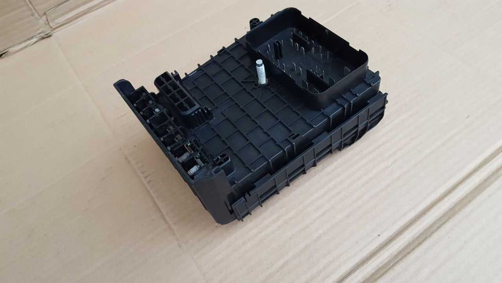 Tablou sigurante motor COMPLET - OEM VW Skoda Seat Audi