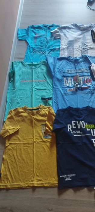 Тениски 10-11 години 2 евро брой