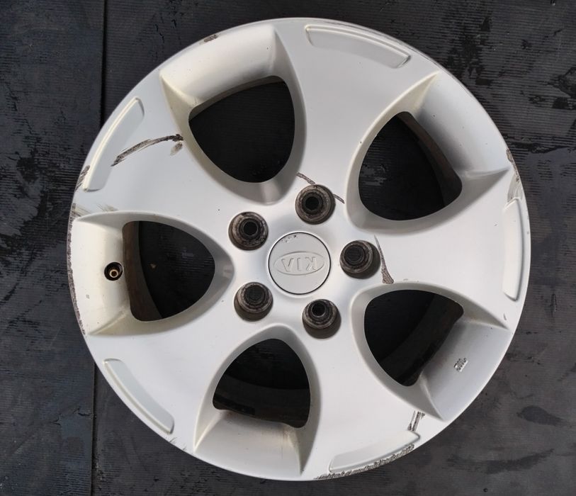 5x114,3 6Jx16 KIA ET51