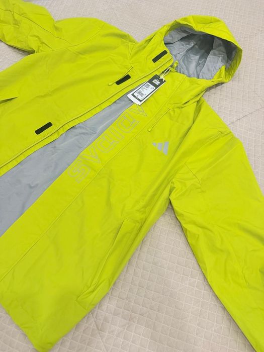 Новая куртка Adidas оригинал