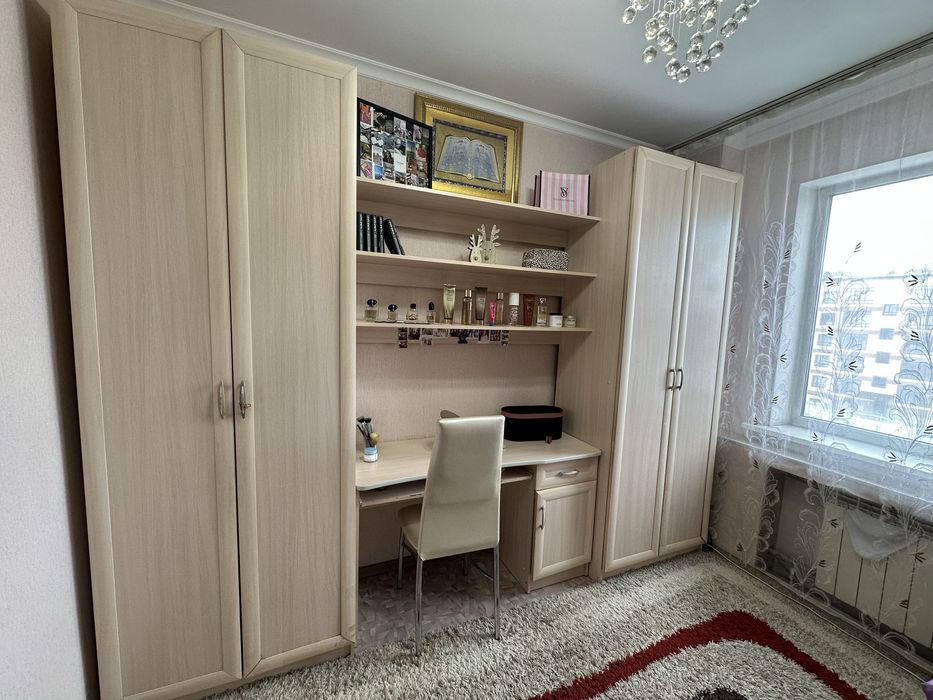 Гарнитур спальный , и для подростков