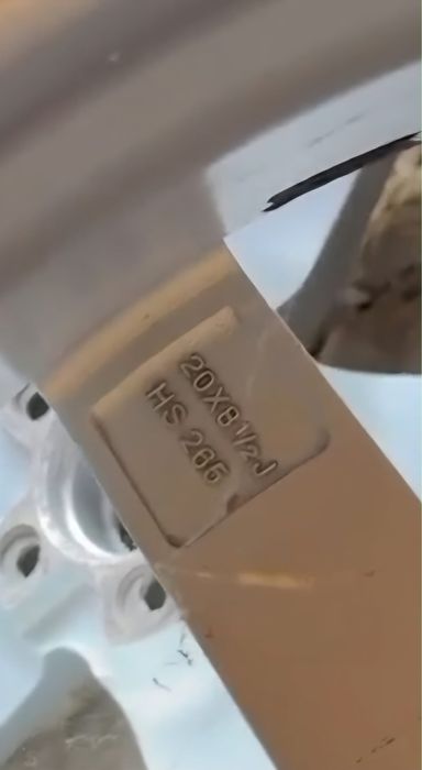 Продавам джанти за бмв 20 ки!