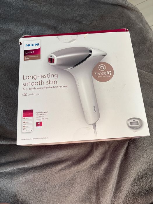 Philips Lumea Seria 8000 BRI940/00 – Ca nou, folosit o singură dată