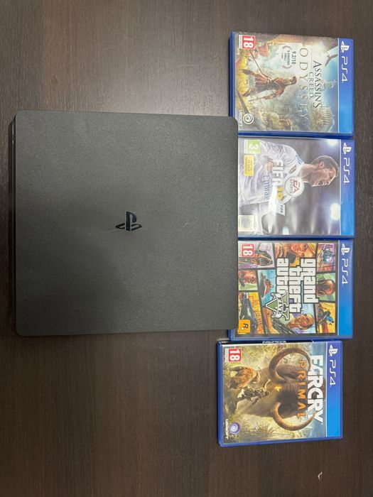 PS4 Slim 1TB jocuri+2 controllere