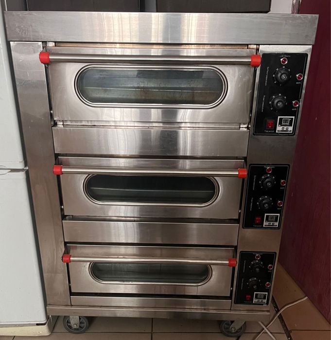 Холодильное оборудование, жарочный шкаф