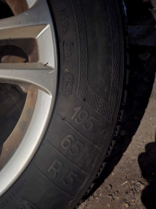 Джанти с гуми 17ки от пежо