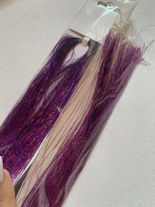 Всякакви дамски неща за разкрасяване - коса.