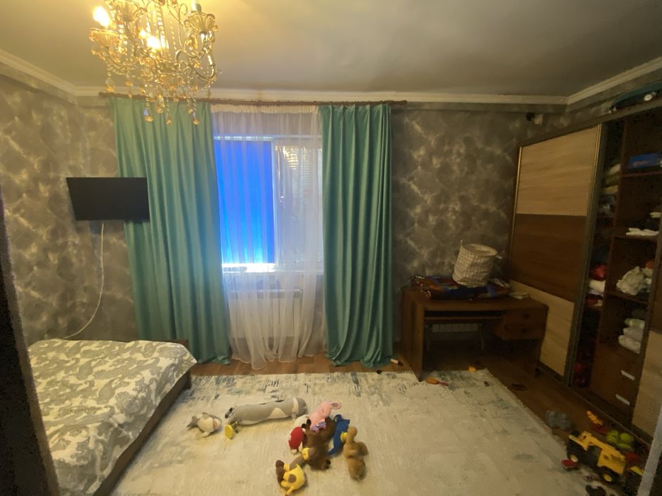 Продаеться дом .