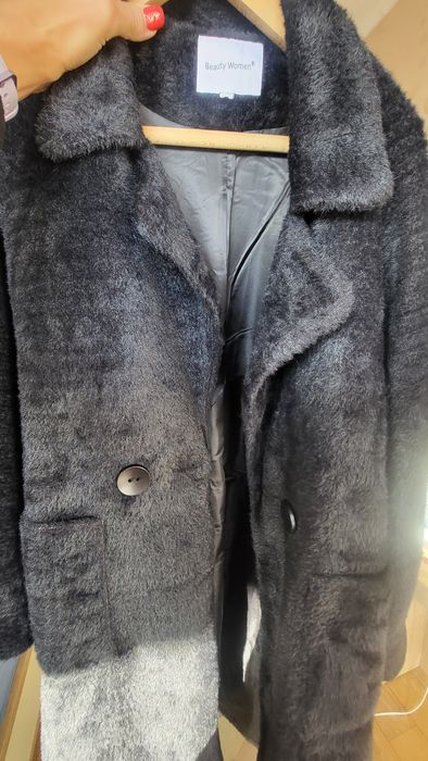 Чисто ново палто размер М