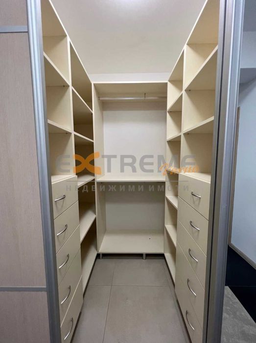 Дава се под наем Офис в Варна, Лятно кино Тракия - 151 кв.м за 637.5 € - Снимка #10