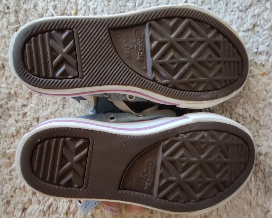 Детски момичешки  кецове Converse с тюл 28 номер
