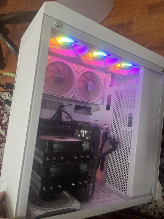 Янги кучли компьютер