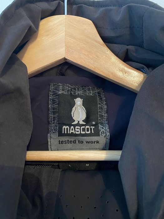 Geaca Mascot Solar !