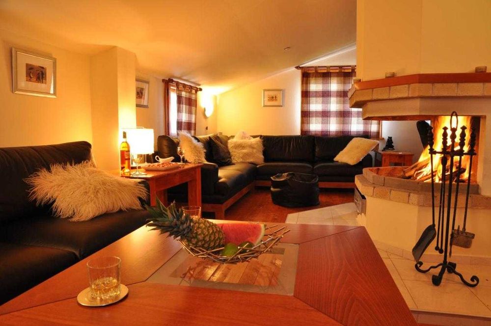 Продава се Къща в с. Маджаре, Област София-област - 635 кв.м за 355 €/кв.м - Снимка #1