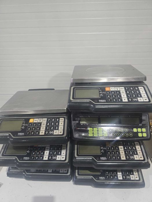Cântar electronic profesional DIBAL – 7 bucăți disponibile