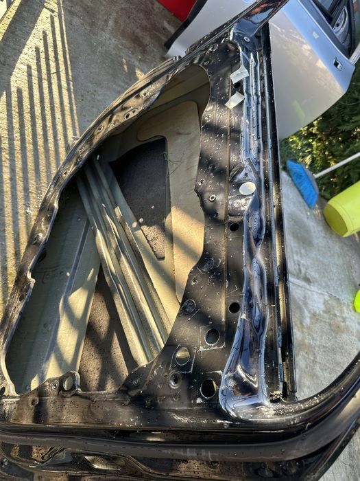 Usa stanga fata Volkswagen Touareg / Porsche Cayenne 7P 2010-2018