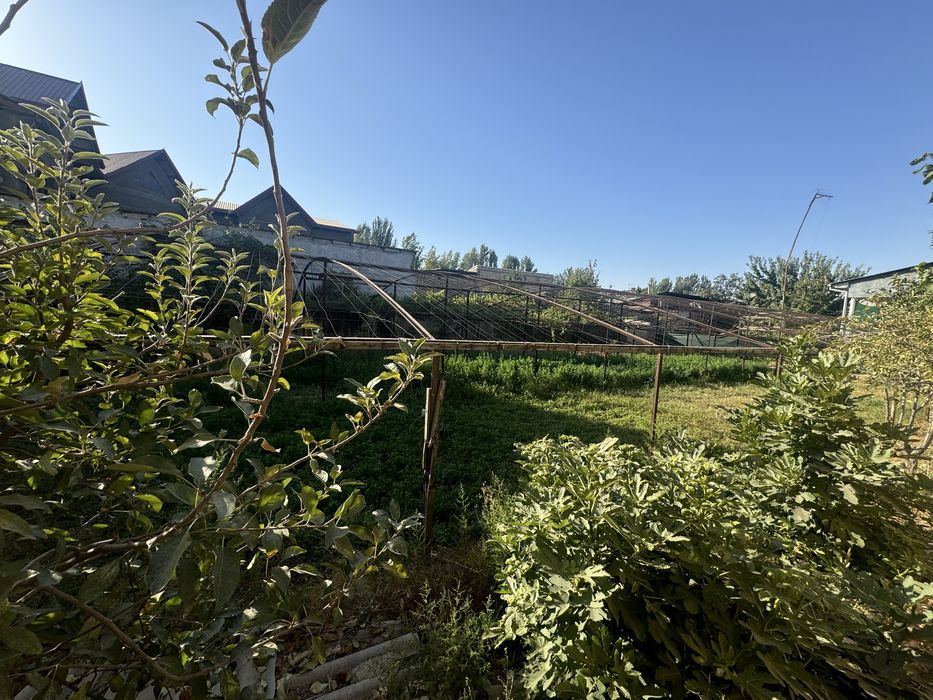 Продаю участок 13 сотук