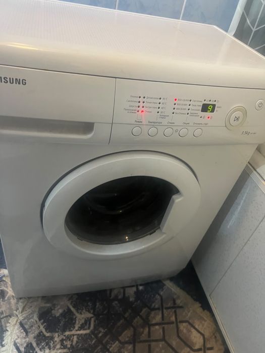 Продам стиральную машину