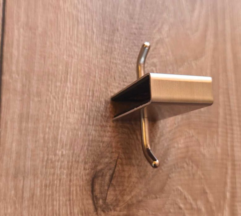 стоманени закачалки за стъкло/врата на баня