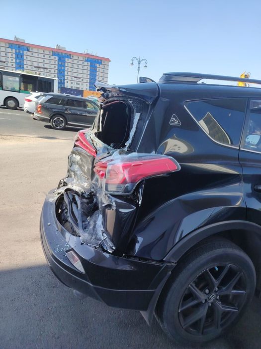 Продам Toyota RAV 4