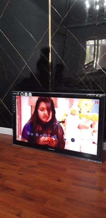 Телевизор самсунг