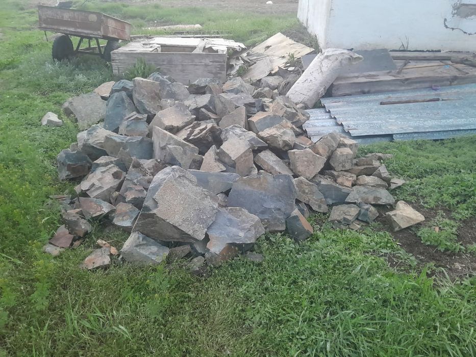 Тас тегын берыледы