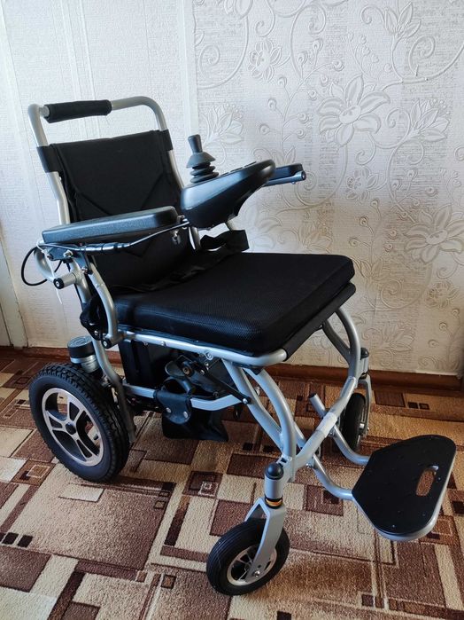 Электрическая инвалидная коляска Ortonica Pulse 620