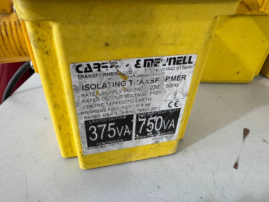 Траф-трансформатор 220-110 V