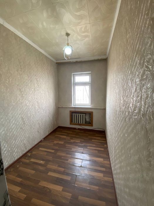 Сергили1. 3/7/9 ор:5- бекатни ёнгинасида 72м2 срочна прадаю