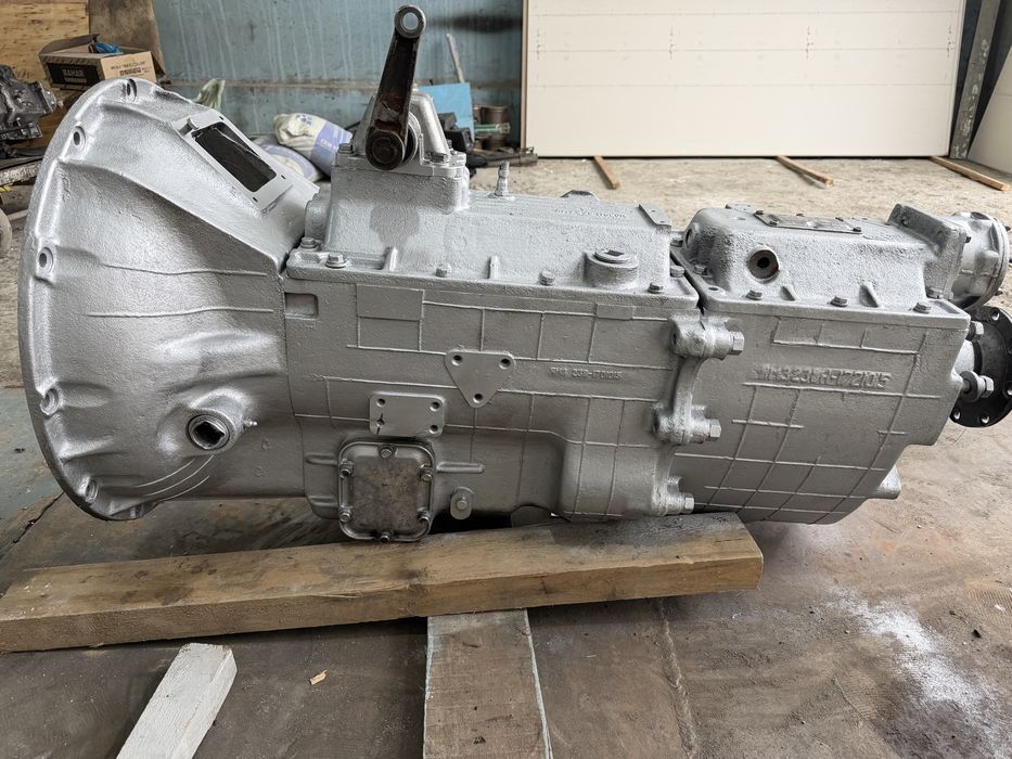 Маз коробка с делителем  8 - ка , В отичном состоянии. Есть зап части