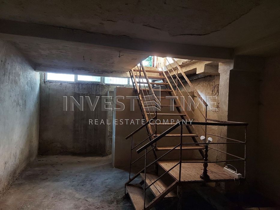 Продава се Склад в Варна, Лятно кино Тракия - 61 кв.м за 574 €/кв.м - Снимка #3