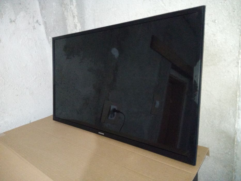 Tv Samsung cu Telecomanda