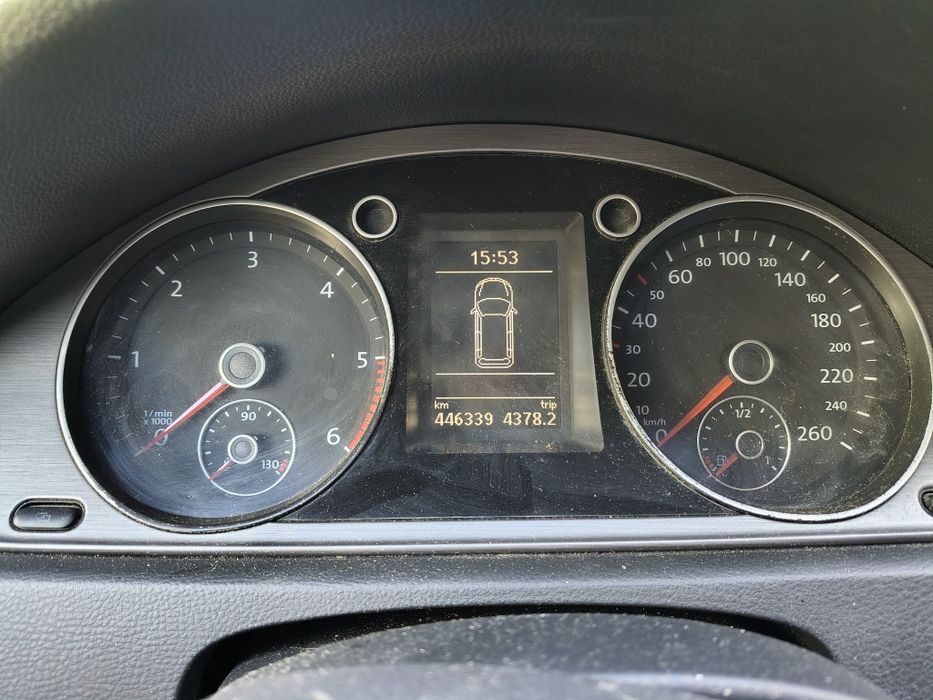 Vând VW Passat B7  1.6 TDI 2012 break