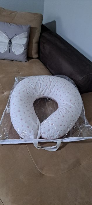 Възглавница за кърмене