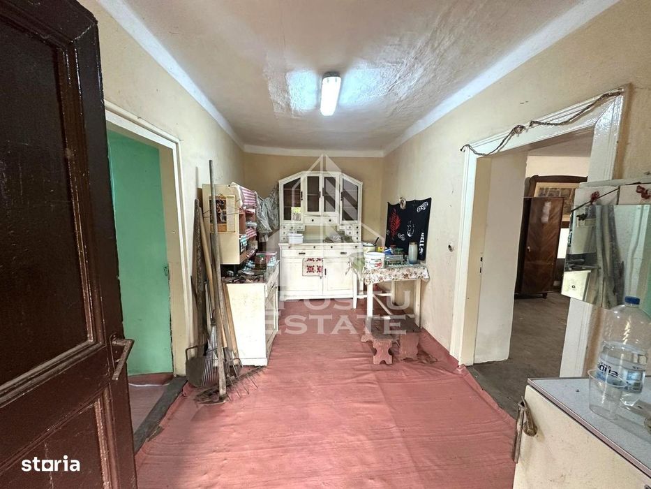 Casa cu teren de vanzare in Zimandu Nou