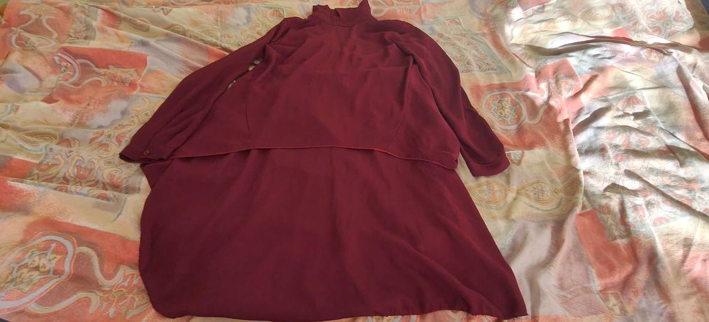 Bluza cu trenă L/M casual