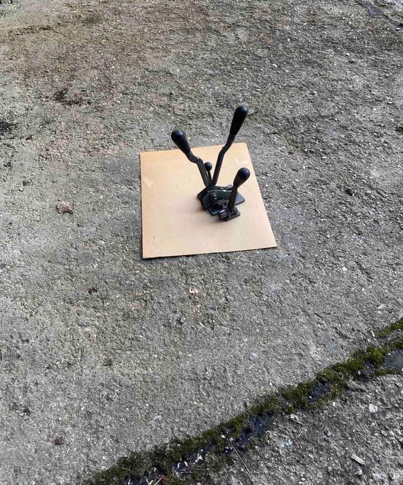 Ръчна чембер машина с ролка чембер и клипси