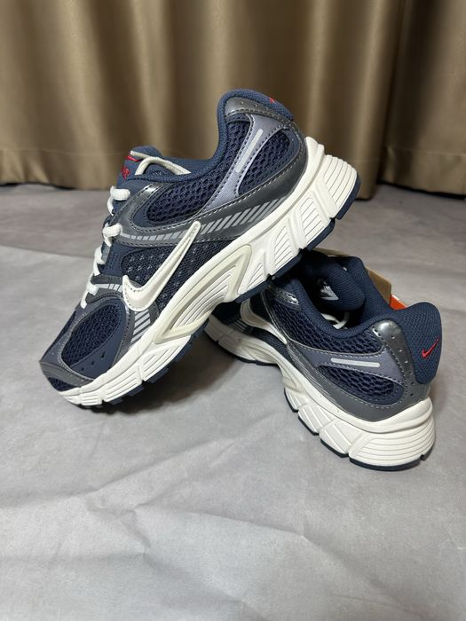 Кроссовки муж NIKE