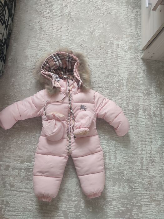 Продам детский комбинезон BURBERRY оригинал.