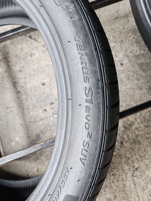 2 anvelope 255 40 20