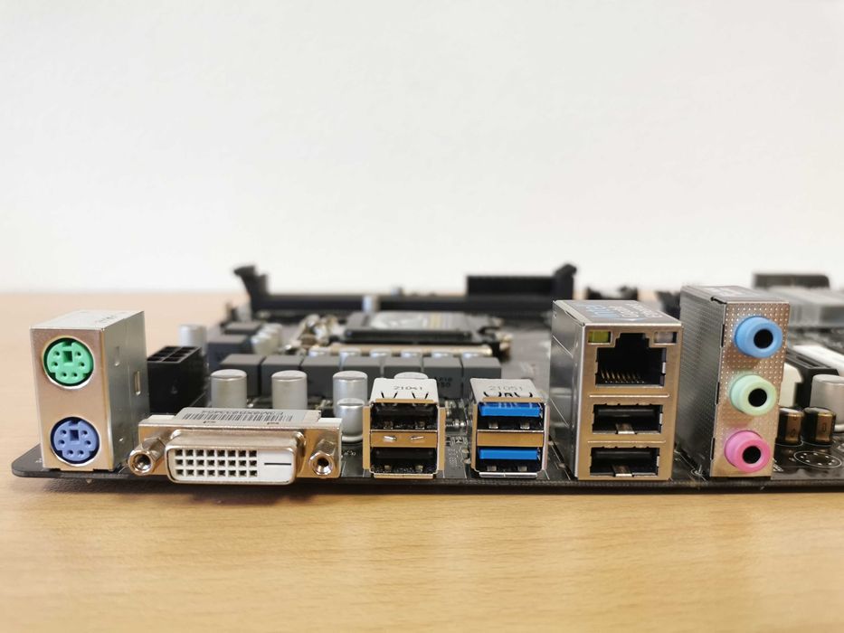 Asrock H110 Pro BTC+ mining дънна платка