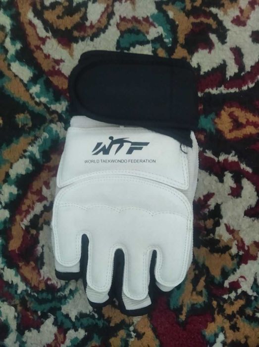 почти полный комплект для Тхэквондо