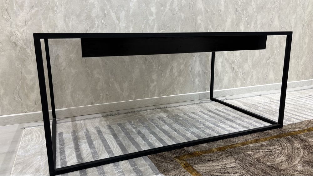 Продаю комплект офисной мебели